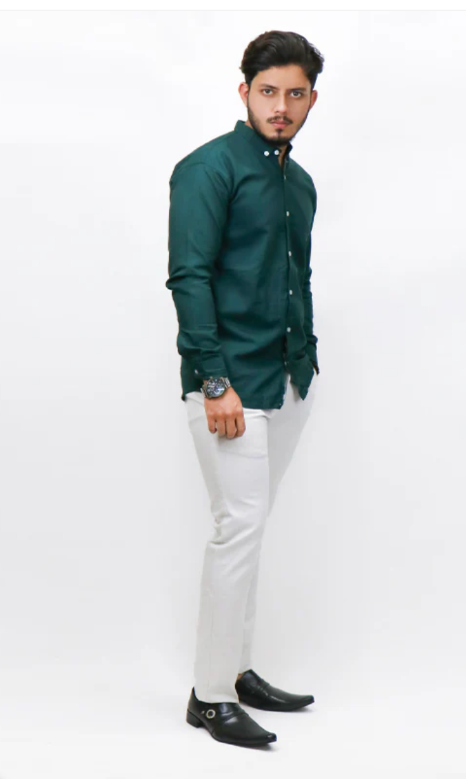 Men’s Dark Green Chambray Casual Shirt – Timeless, Cool & Versatile