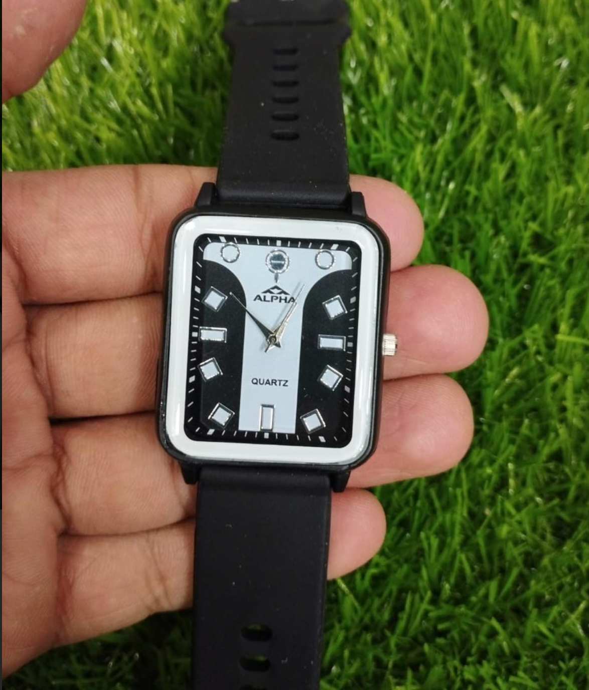 Alpha Wrist Watch – Classic & Stylish Design For Men & Women | Vintage Inspired Alpha Watch Without Box