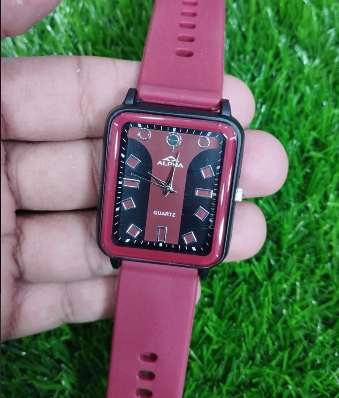 Alpha Wrist Watch – Classic & Stylish Design For Men & Women | Vintage Inspired Alpha Watch Without Box