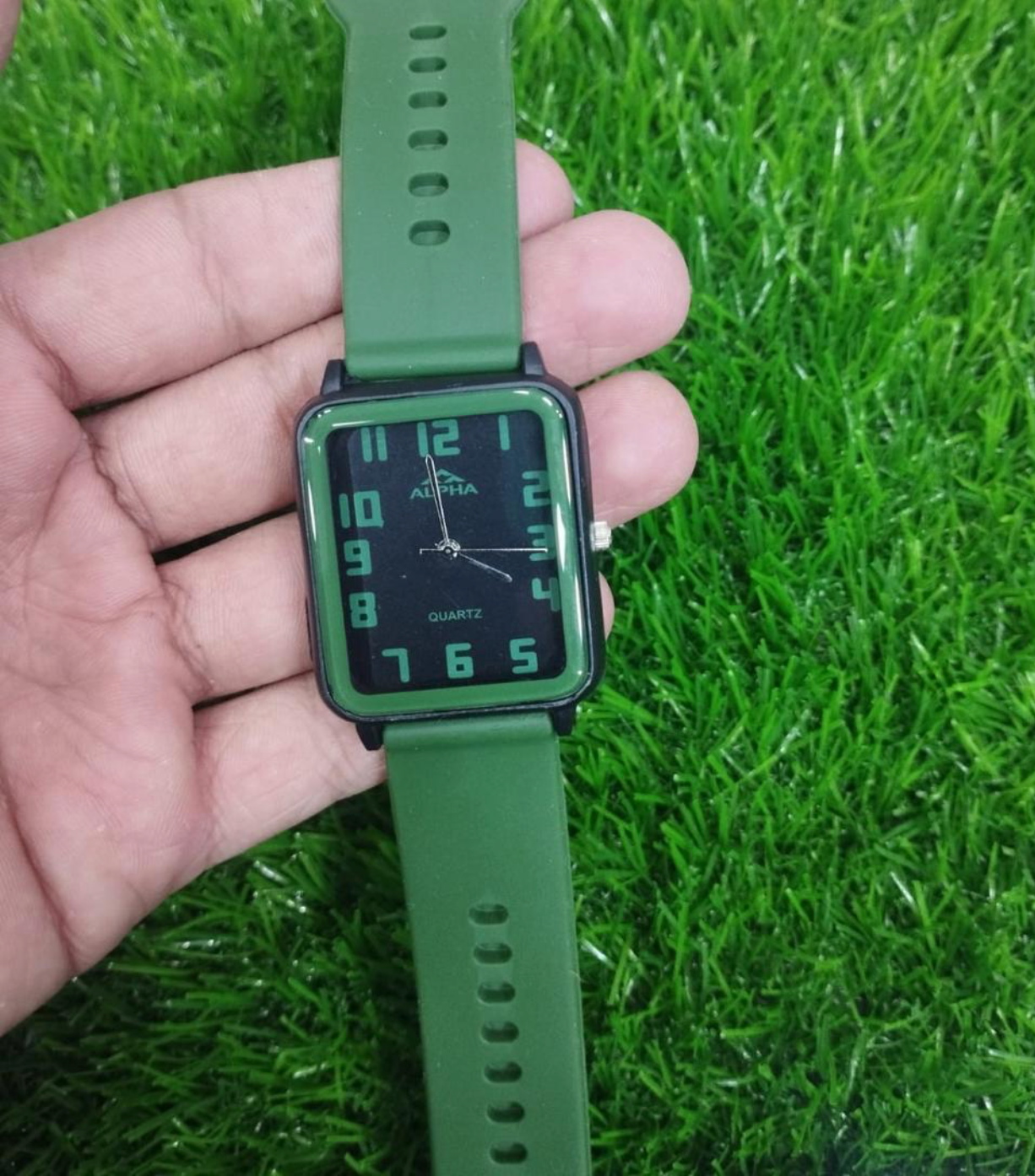 Alpha Unisex Wrist Watch – Classic & Stylish Design For Men & Women | Vintage Inspired Alpha Watch Without Box
