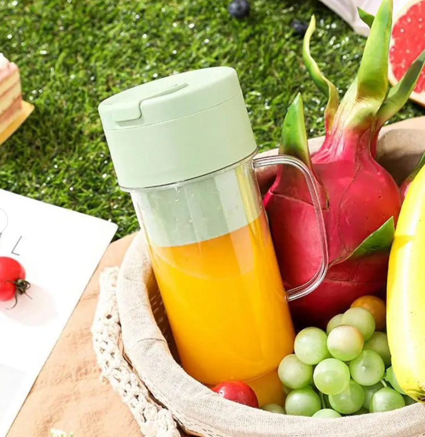 Mason Portable Mini Juicer Blender – Cordless Outdoor Juicing Cup with Straw | Rechargeable Personal Smoothie Maker